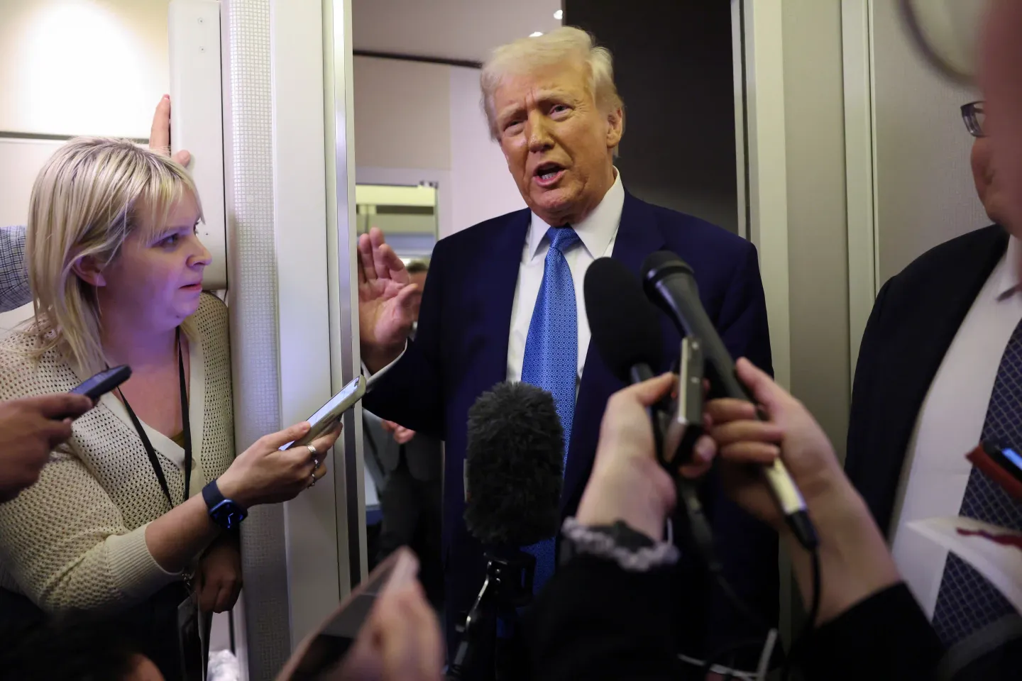 Trump calls for takeover of governance of Washington, DC