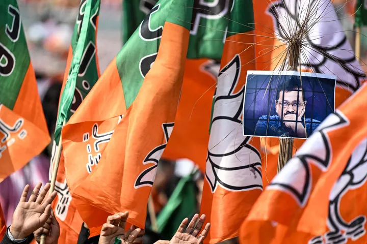 Indian court clears Modi opponent Kejriwal in corruption case