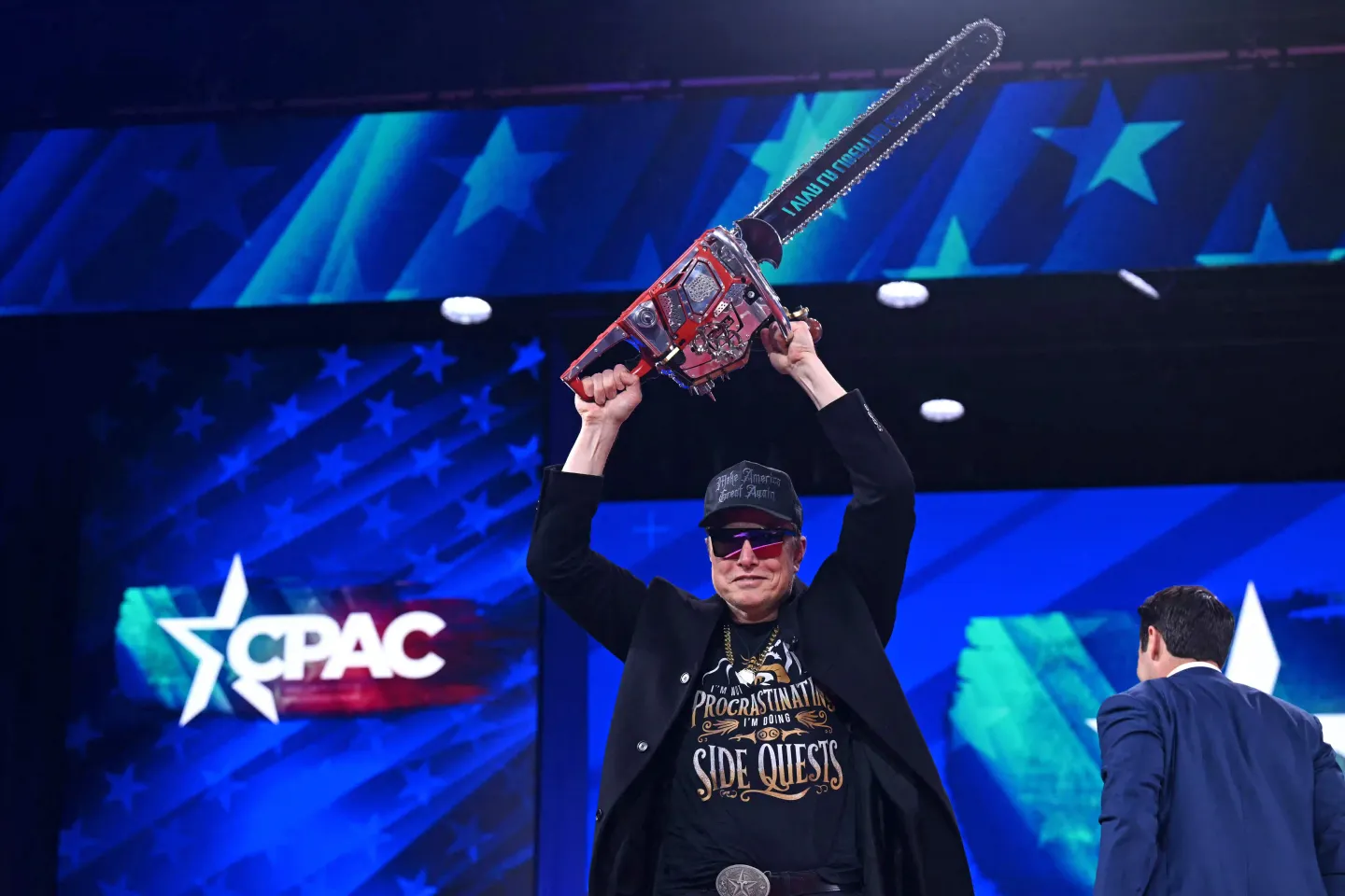 'This is chainsaw for bureaucracy' — Elon Musk displays Milei's gift