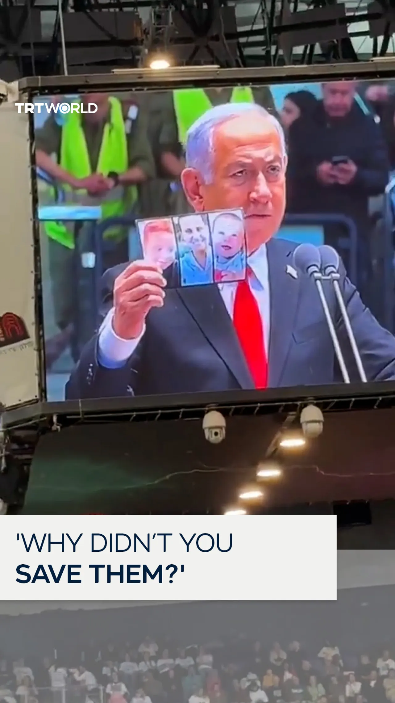 Netanyahu heckled at military ceremony over hostage family photo