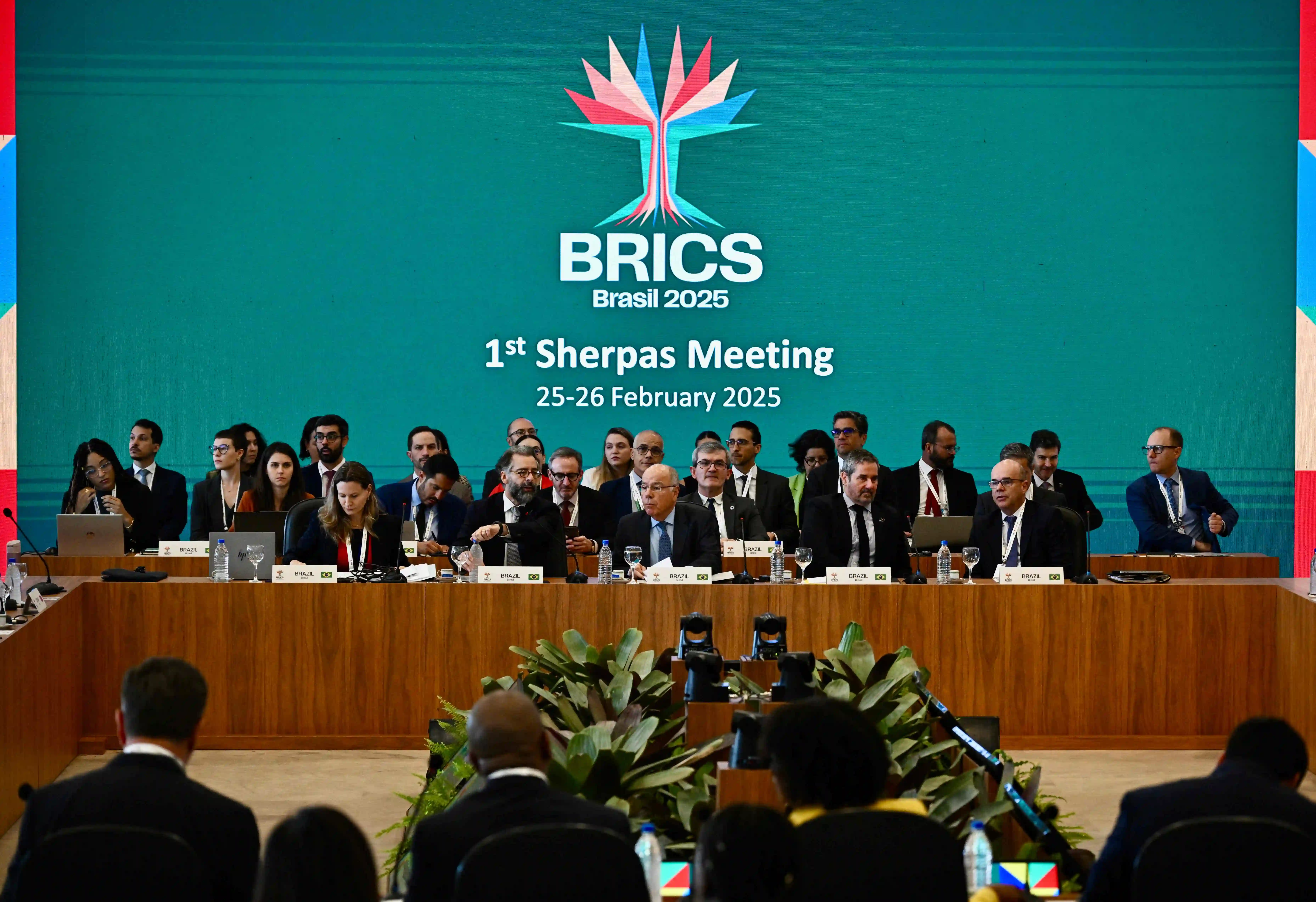 BRICS tarkibining o‘tgan 2024 – yilda kengayishining sababi nimada?