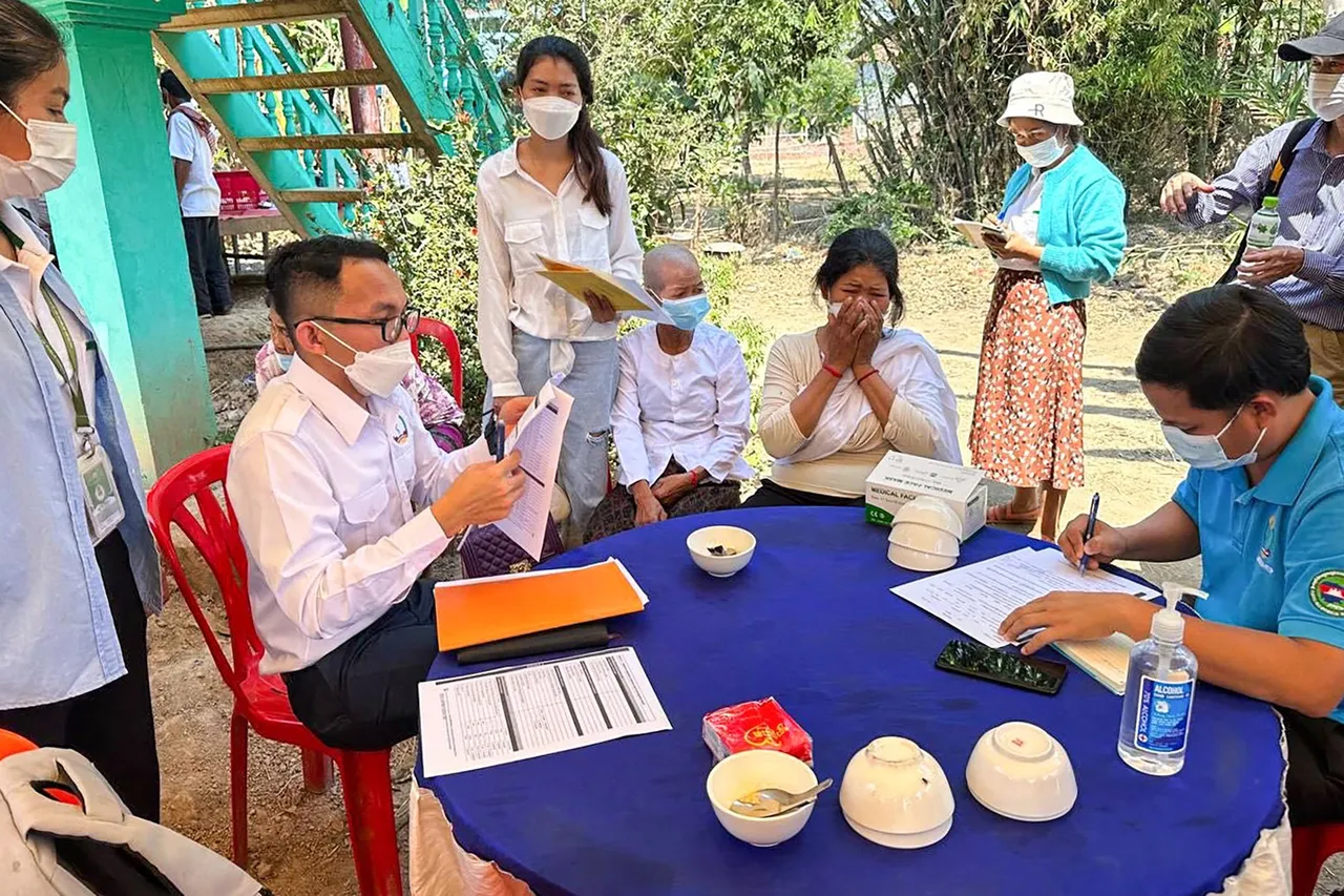Toddler dies of bird flu in Cambodia