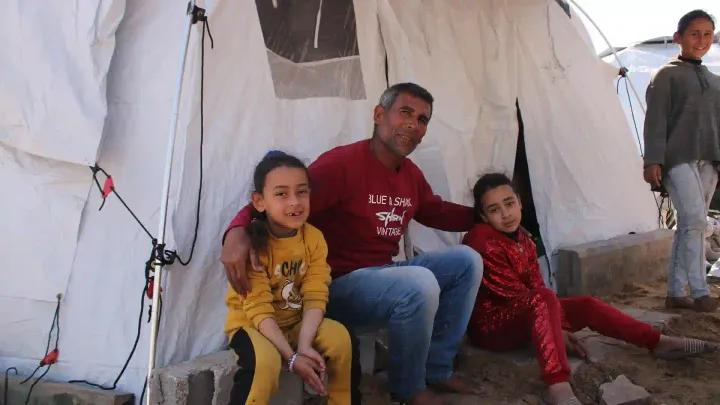 “Aquí nací y aquí me quiero morir”: palestinos regresan al norte de Gaza