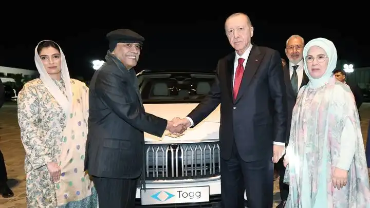 Erdogan au Pakistan: une visite qui scelle l’amitié étroite entre les deux nations