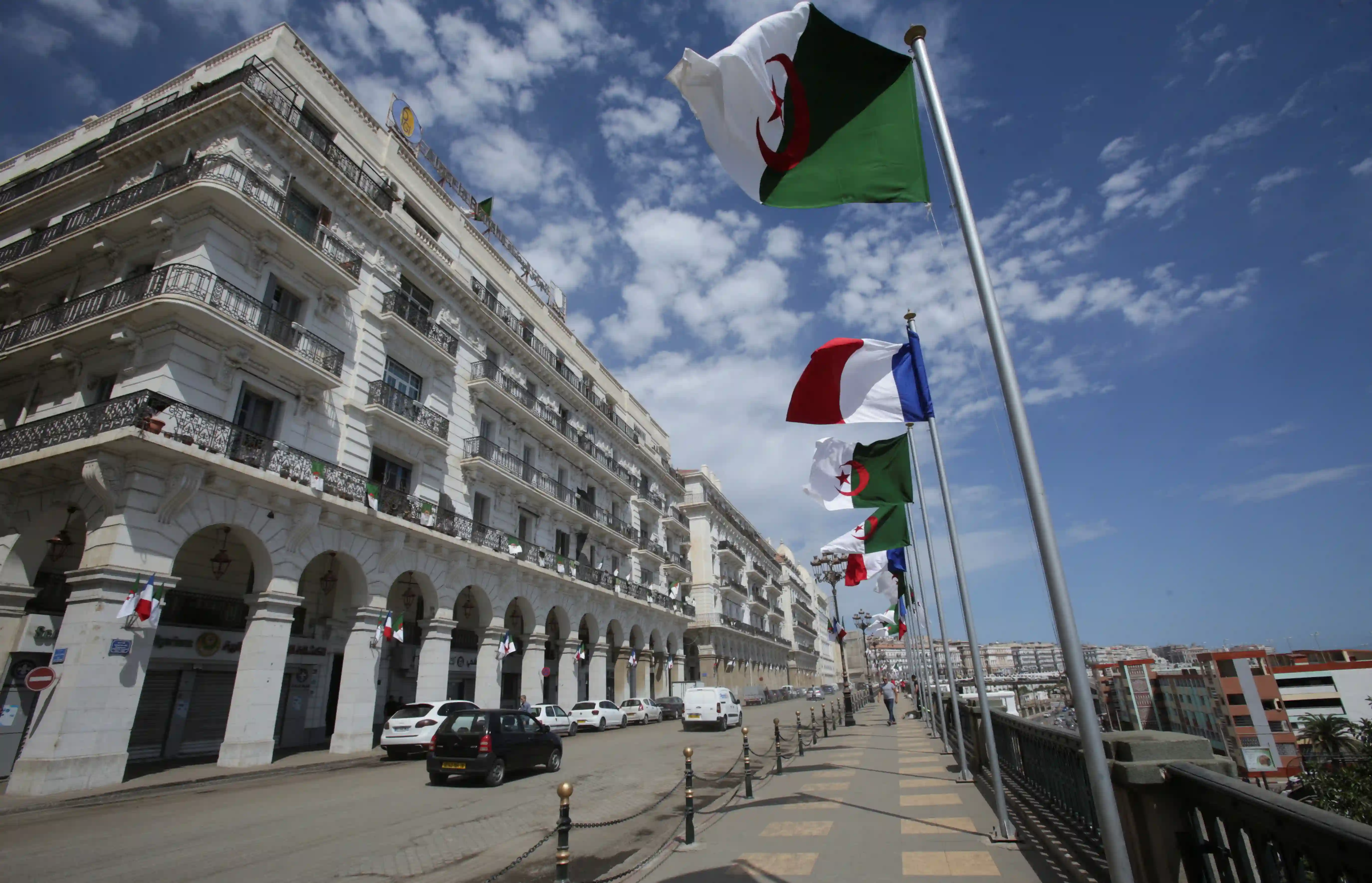 Algérie: le Conseil de la nation suspend ses relations avec le Sénat français