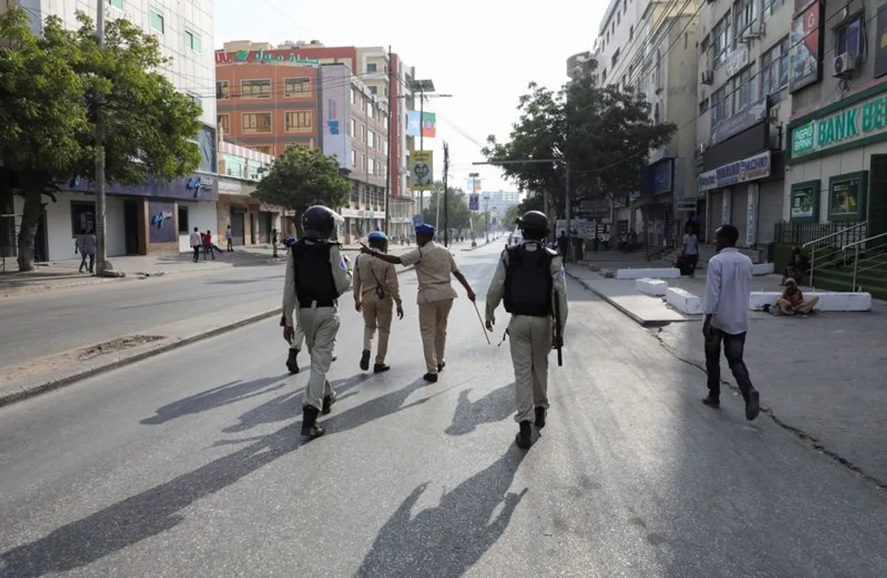 Somalia mortar attack leaves several wounded in capital
