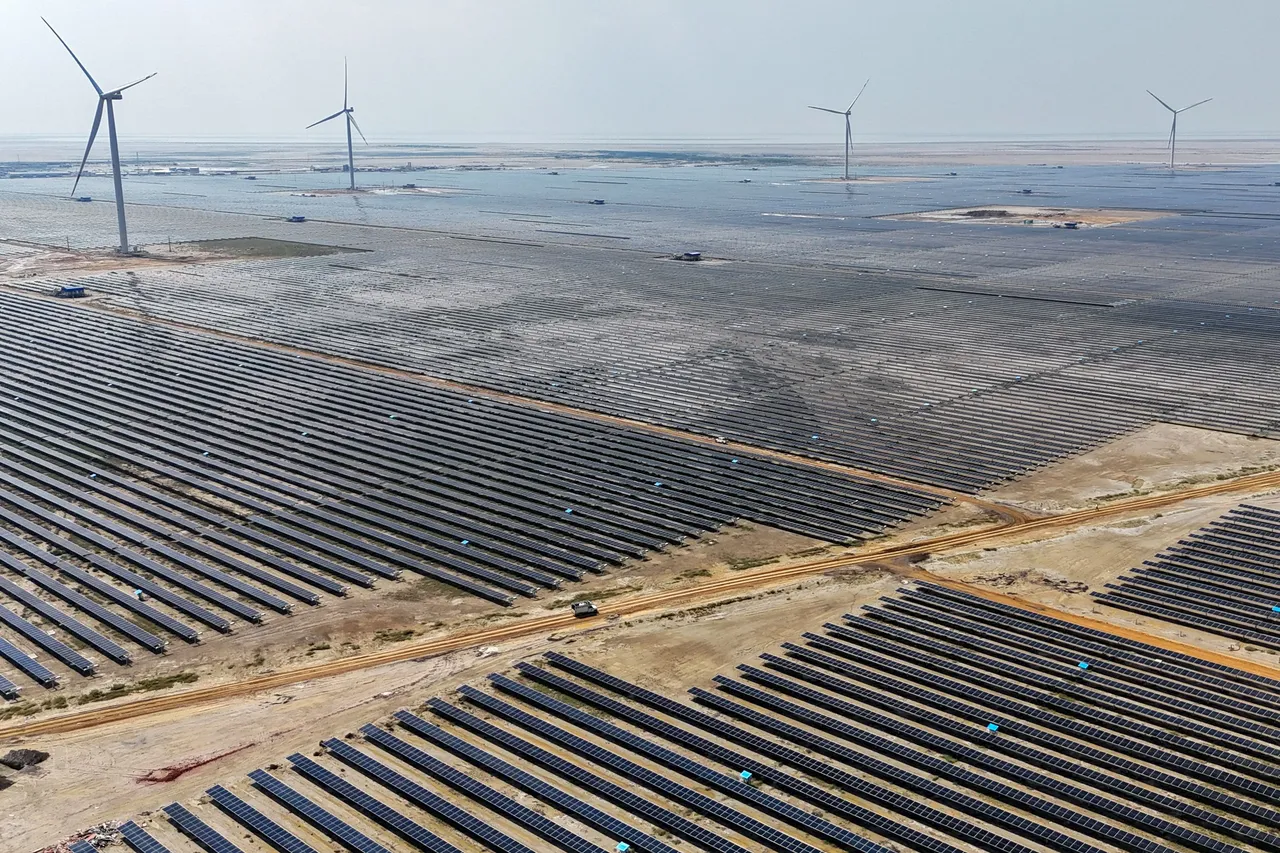 Nigeria strikes $200m deal to power rural areas with renewable energy