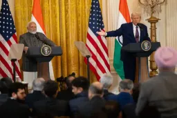 ट्रंप ने एक बार फिर भारत को रूसी तेल खरीद पर टैरिफ की धमकी दी