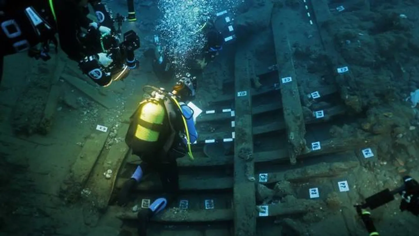 Осмон империясы мезгилинде  чөккөн кеме  17 -  кылымдагы деңизчилик тарыхы тууралуу маалымат берет.