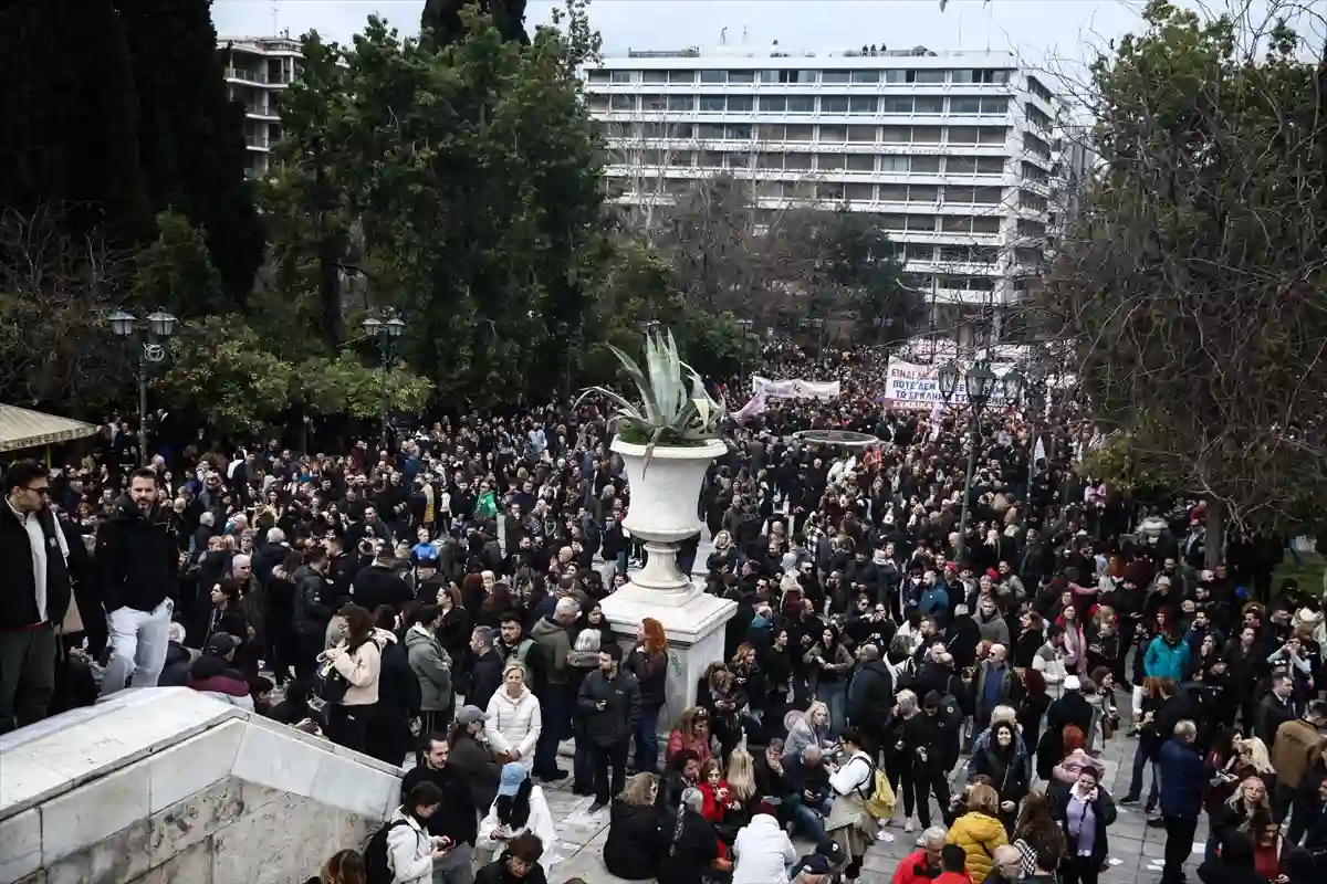 Massive rallies, general strike in Greece on second anniversary of Tempi train crash