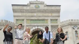 叙利亚学生在土耳其：安卡拉与大马士革之间的桥梁