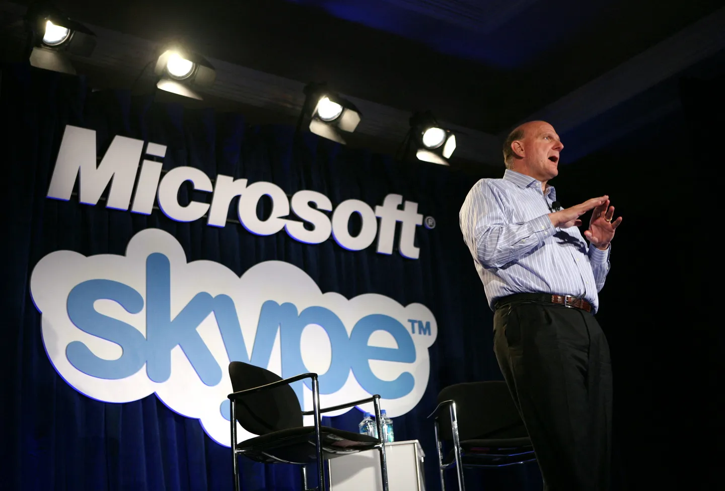 Microsoft 22 yillik tarixga ega Skypeni yopishga qaror qildi