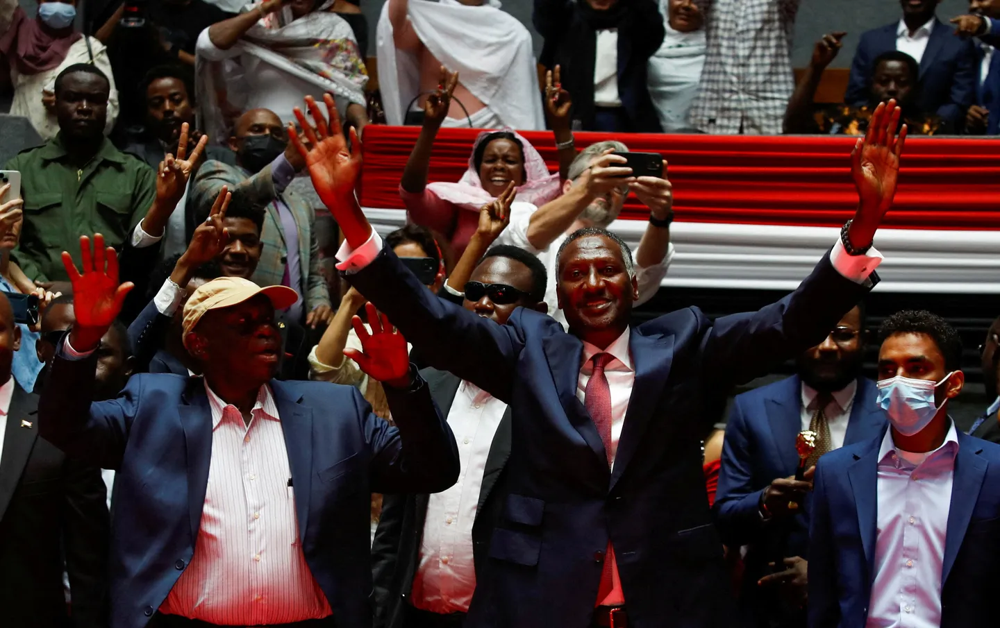 سۇدان تاشقى ئىشلار مىنىستىرى تۈركىيەنىڭ تىنچلىق تەكلىپىنى قارشى ئالىدىغانلىقلىرىنى بىلدۈردى