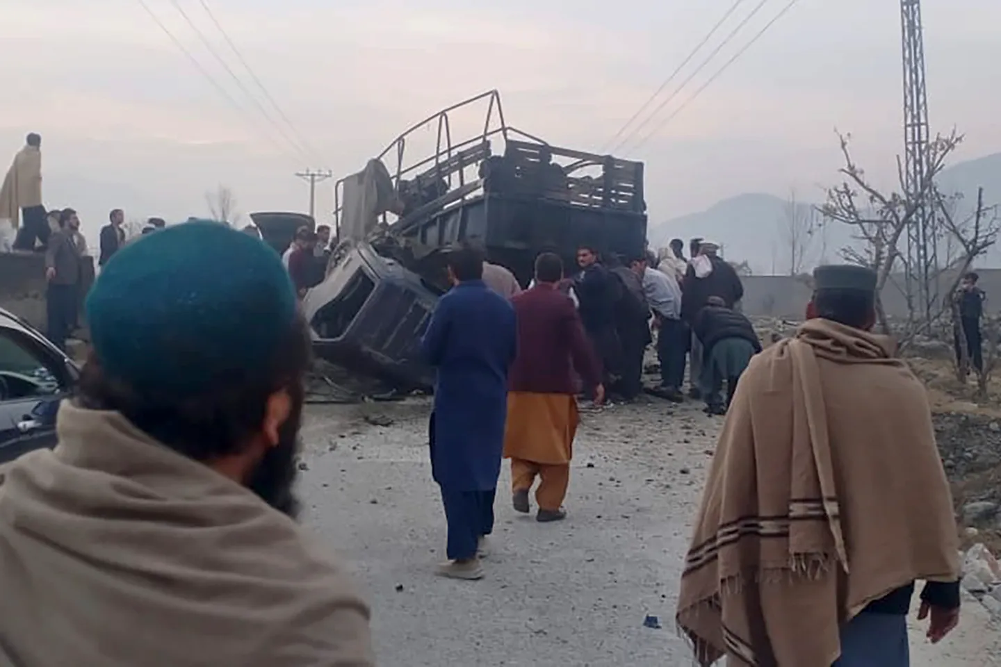 Gunmen kill policeman on polio vaccination duty in Pakistan