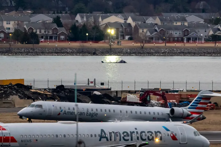 Trump vowed to end the Russia-Ukraine war. Here's what he needs to do