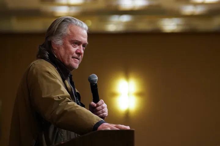 Ex-Trump adviser Bannon calls to deport Netanyahu's son from Miami to Iran front line