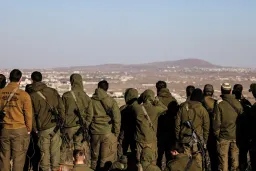 Стратешката игра на Израел: „Голанизација“ на јужна Сирија