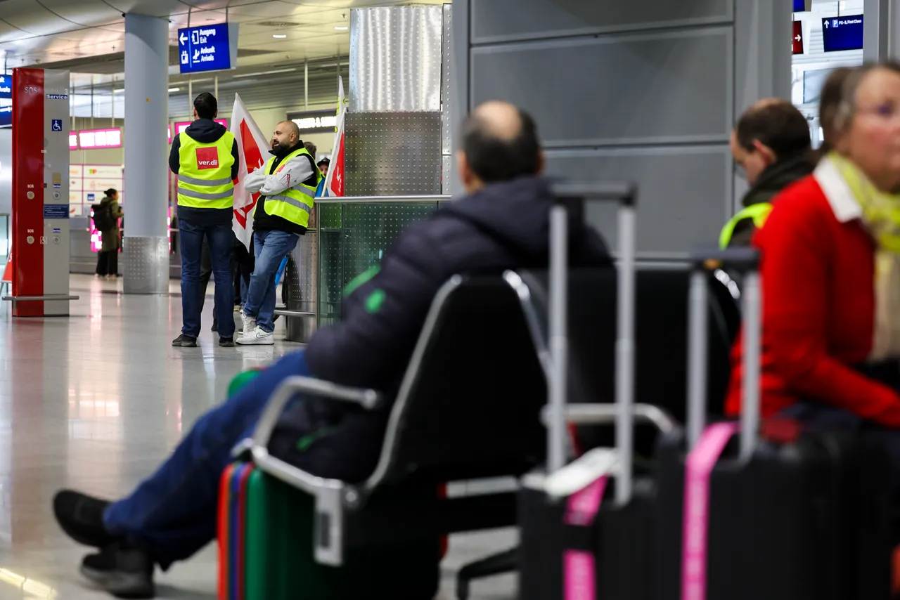 Warnstreiks an 13 deutschen Flughäfen haben begonnen