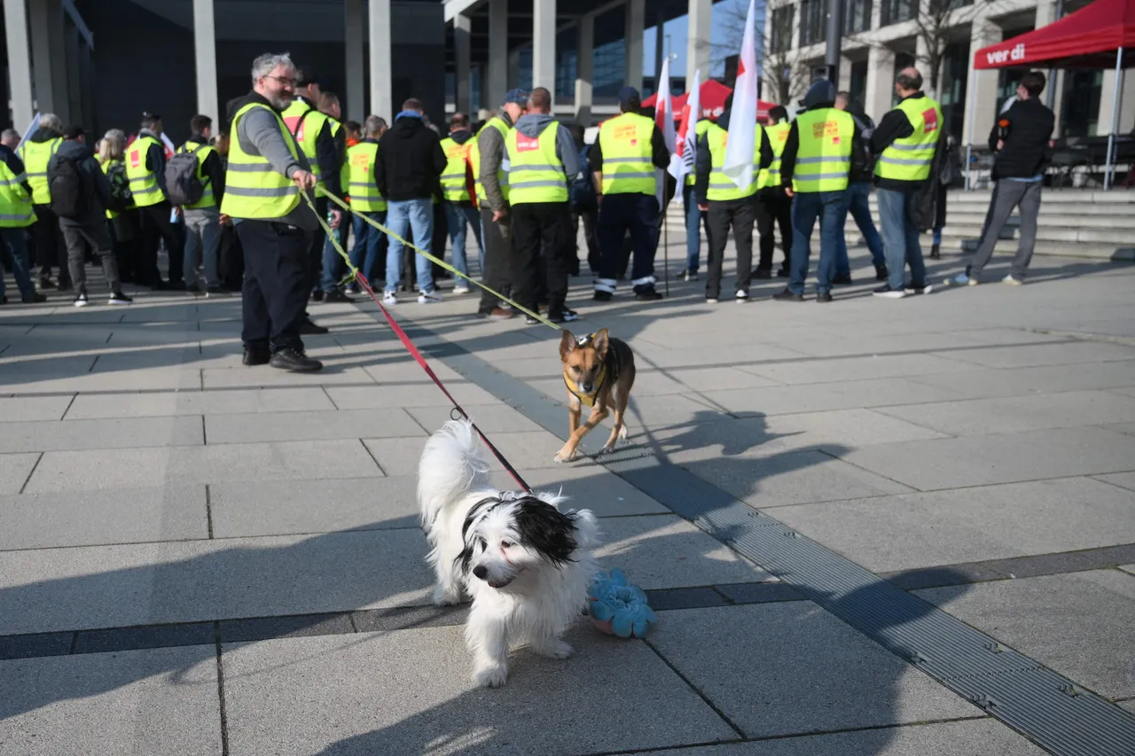 Staking op Duitse luchthaven treft tienduizenden passagiers