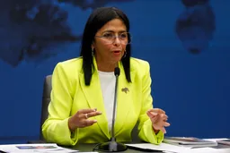 Venezuela warns US to stay away from national coasts
