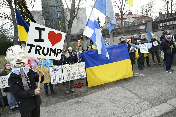 Sotaa paenneiden ukrainalaisten tilapäistä suojelua jatketaan vuoteen 2027