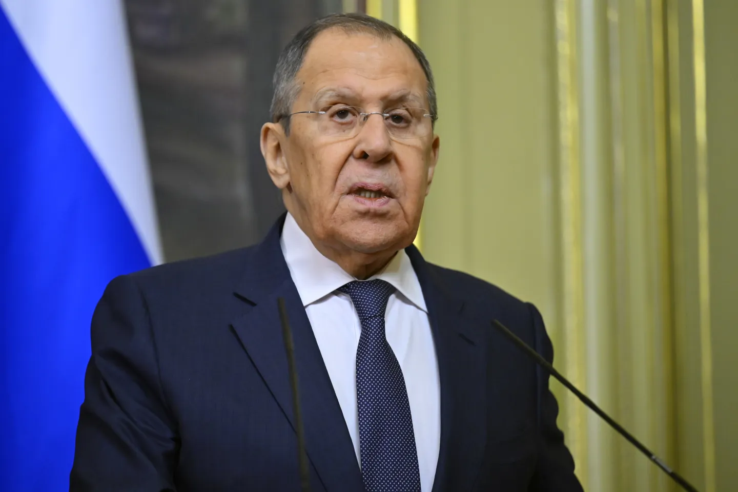 Лавров: Што ќе штитат мировниците во Украина по мировниот договор со Русија?