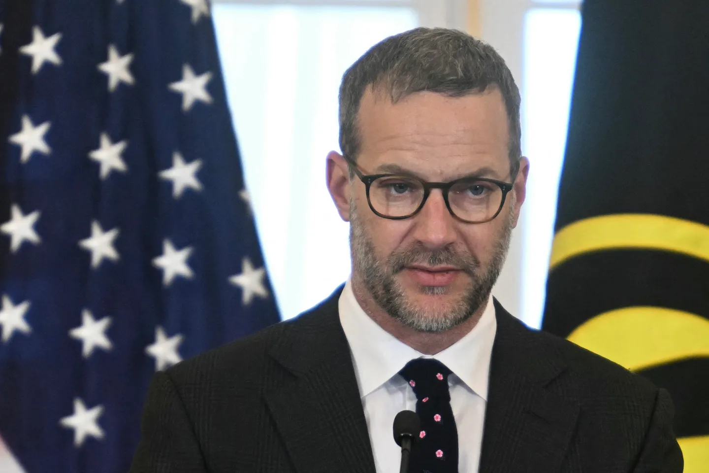 وصفهم بـ"اللطيفين".. مسؤولون إسرائيليون ينتقدون تصريحات مبعوث ترمب بشأن قادة حماس