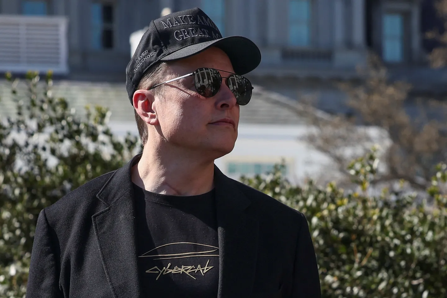 ایلون مسک: ایکس سوشل میڈیا کو ایک بڑے سائبر حملے کا سامنا کرنا پڑا ہےایلون مسک نے کہا کہ پیر کے روز