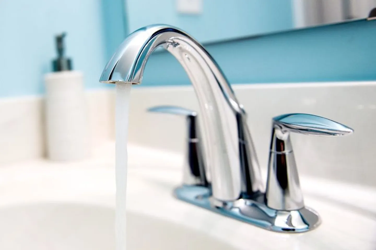 Eau potable: la France une nouvelle fois épinglée par la Commission européenne