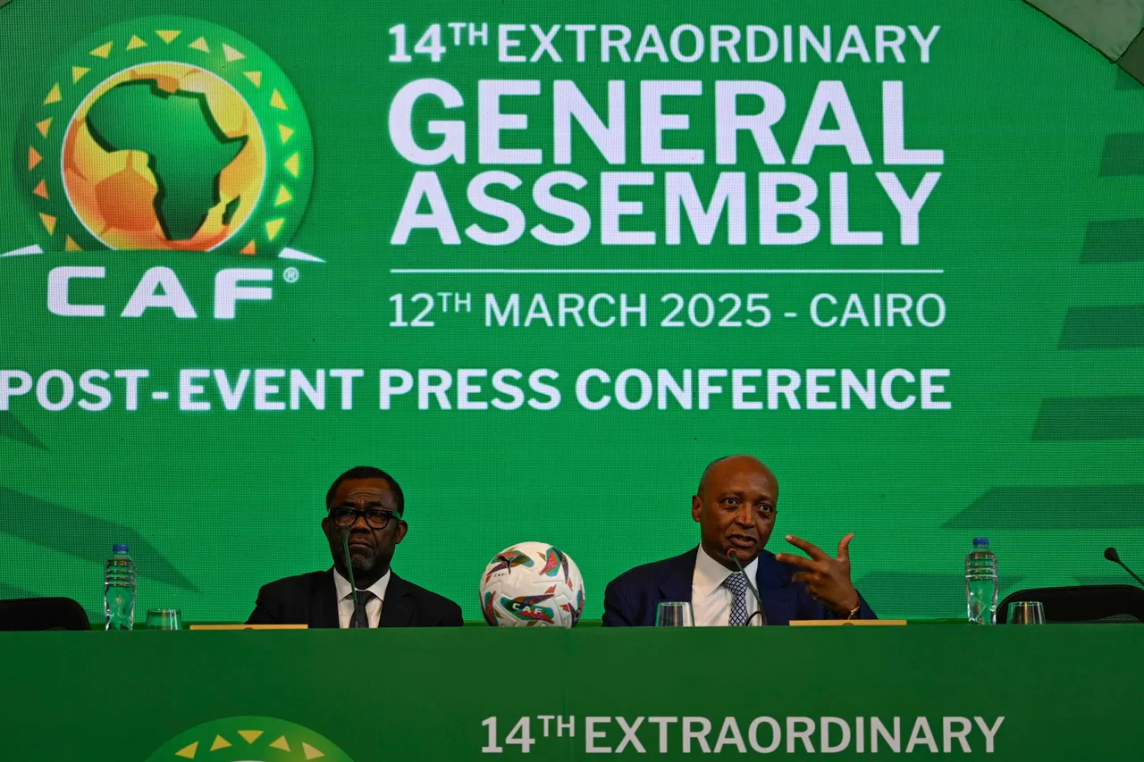 Afrika Bileleşigi, Sudanyň bölünip bilinjekdigi barada duýduryş berdi.