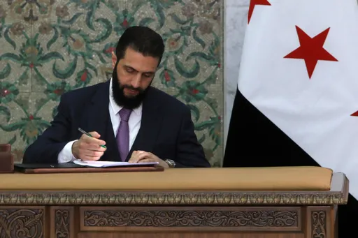 د ملګرو ملتونو امنیت شورا د سوریې پر ولسمشر او د کورنیو چارو وزیر بندیزونه لرې کړل