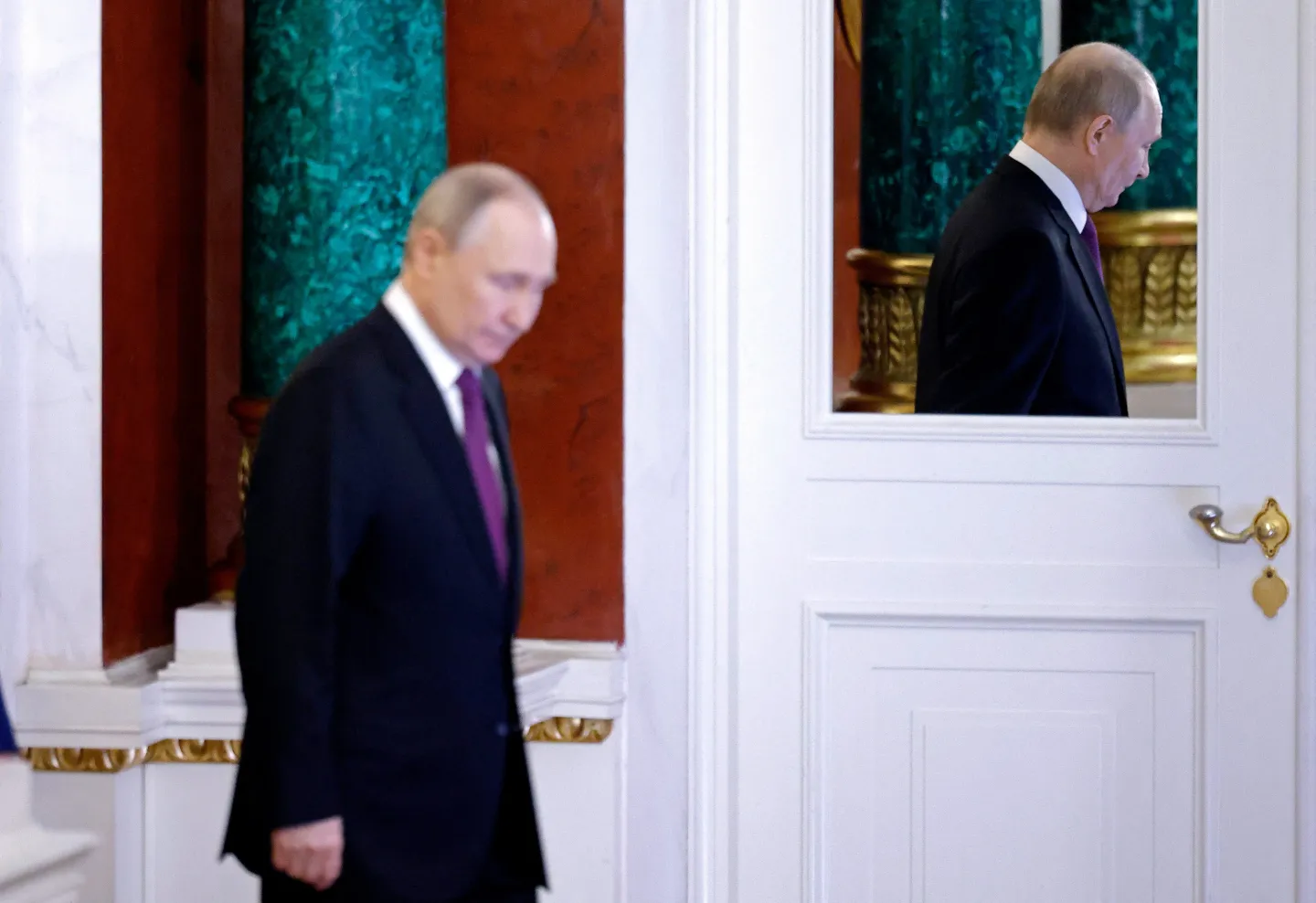 Ukraine: Poutine favorable à une trêve, mais évoque des "questions importantes" à régler