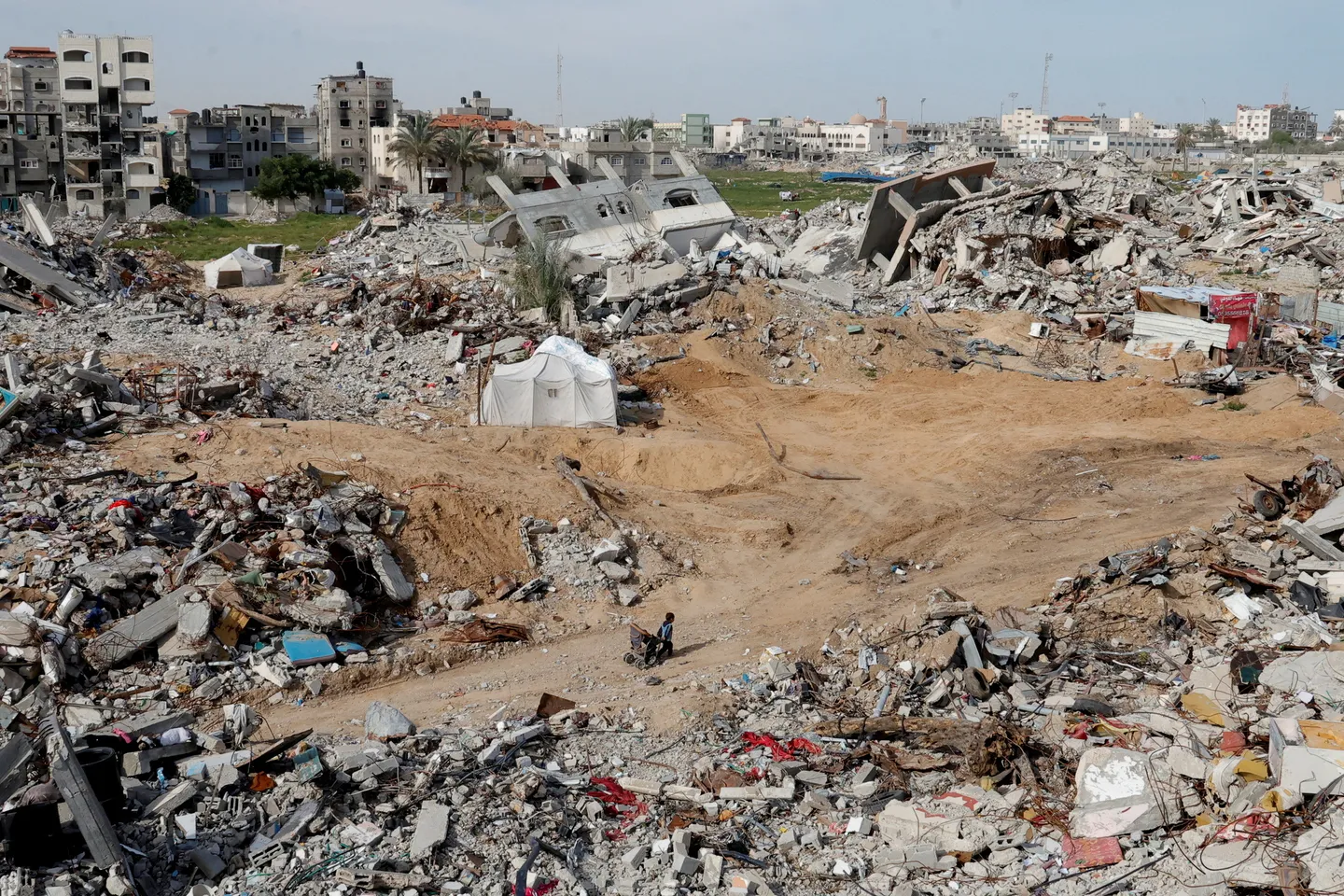 EE.UU. y Egipto avanzan en plan para reconstruir Gaza mientras Israel insiste en deportar palestinos