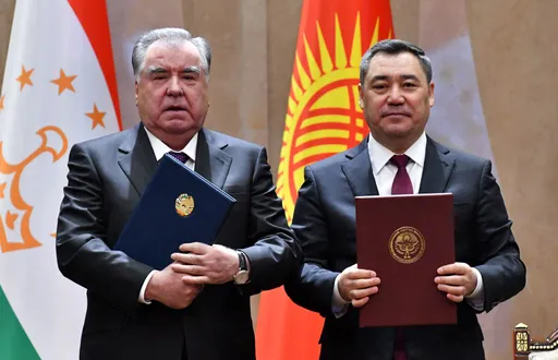 Qirg'iziston va Tojikiston tarixiy chegara kelishuvini imzoladilar
