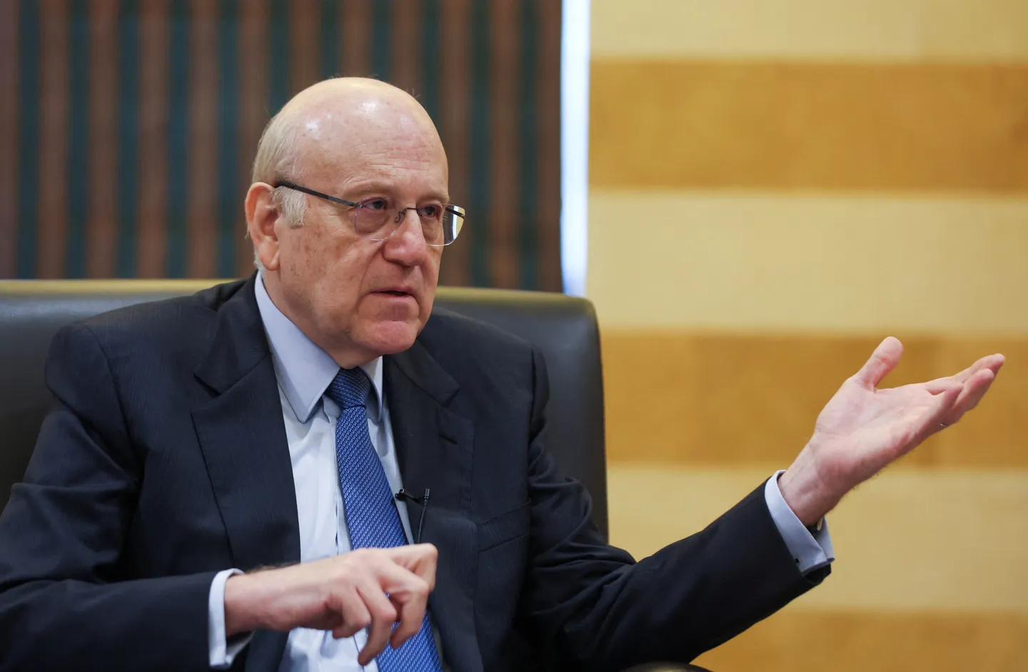 لبنان.. اجتماع موسَّع بقيادة ميقاتي يشيد بتوجه سوريا لاحتضان مختلف مكوناتها