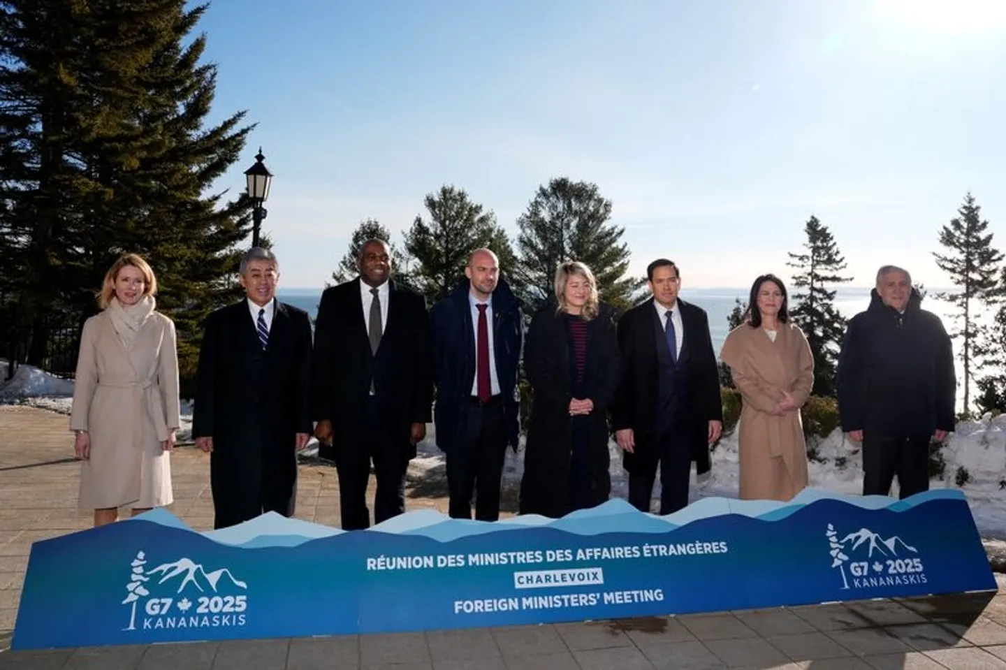 Ukraine: le G7 menace la Russie de sanctions si elle n'accepte pas la trêve