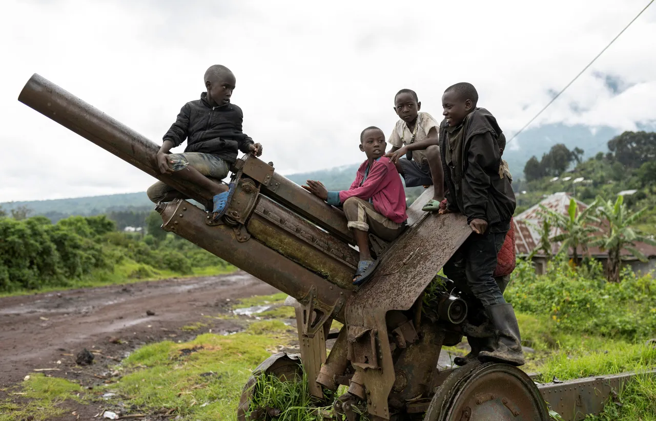 RDC : Plus de 370 000 enfants susceptibles d'être recrutés par les ...