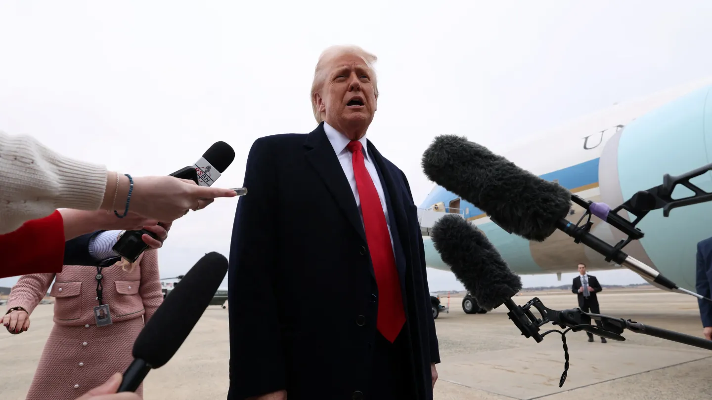 ترمب: أوكرانيا قبلت وقف إطلاق النار.. وأجرينا محادثات جيدة للغاية مع روسيا