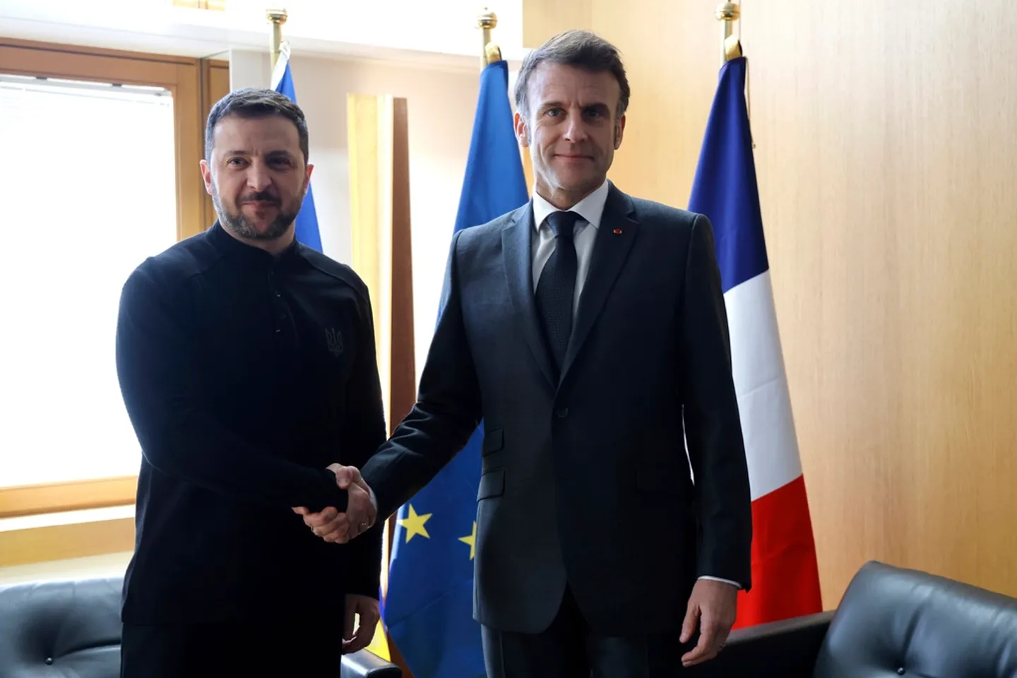 French-British blueprint doesn’t foresee deploying a 'mass' of soldiers in Ukraine: Macron