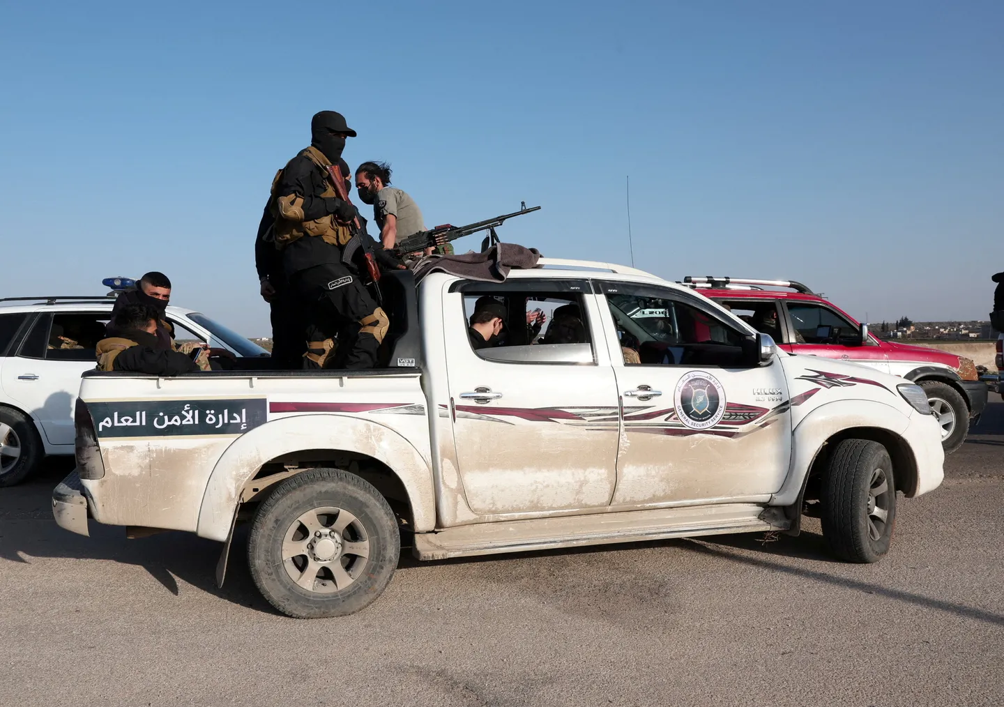 سوريا تتهم حزب الله بقتل 3 من عناصر جيشها والجماعة تنفي “بشكل قاطع"