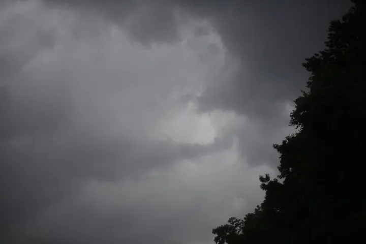 L'Iran lance une opération d'ensemencement des nuages face à une sécheresse record