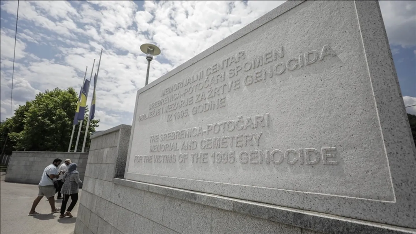 Pariz u julu dobija spomenik žrtvama genocida u Srebrenici