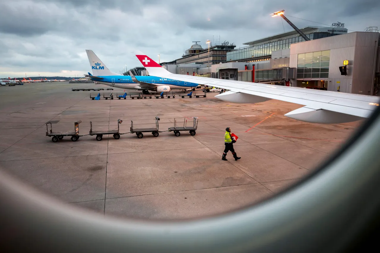 Luchtvaartmaatschappij KLM schort vanaf 1 maart haar vluchten naar Tel Aviv voor onbepaalde tijd op