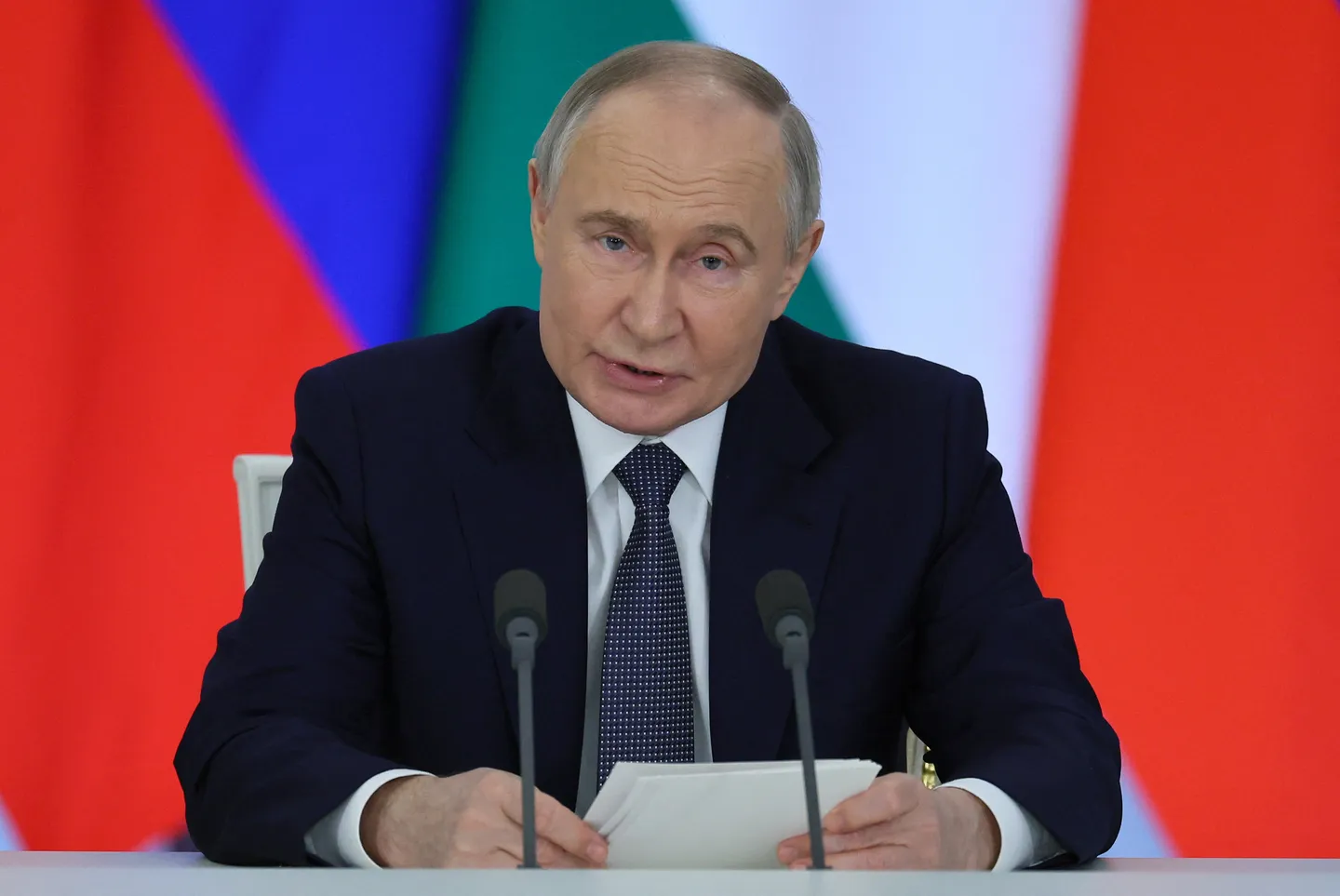 Rusia exige garantías de neutralidad y rechaza tropas de paz extranjeras en Ucrania