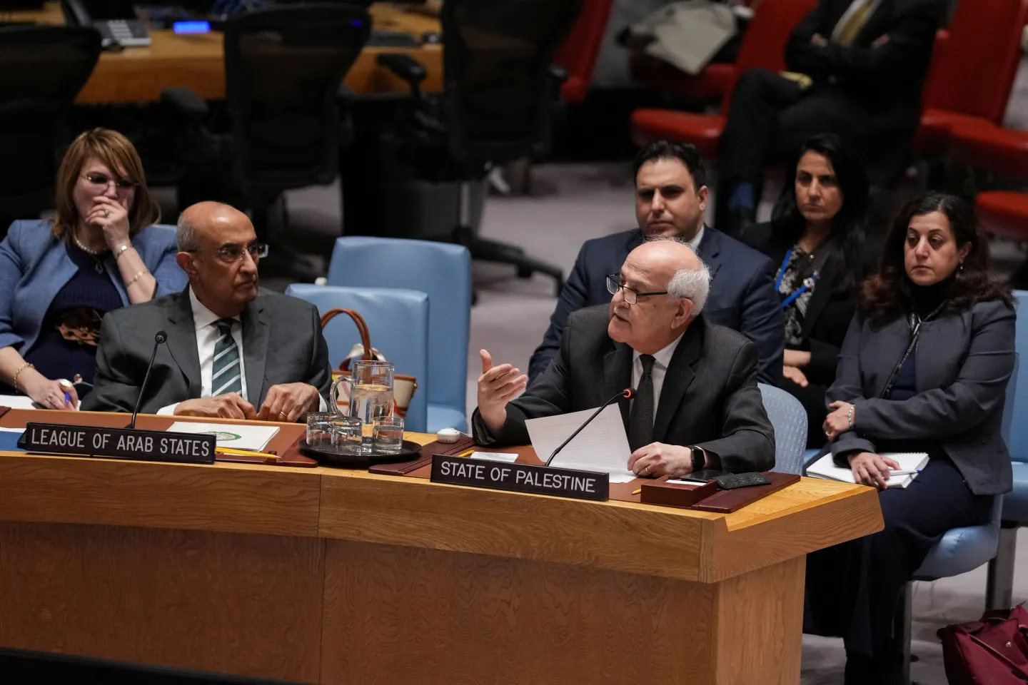 Palestina, Pakistan, Algerije dringen de VN-Veiligheidsraad op aan om Israël in toom te houden