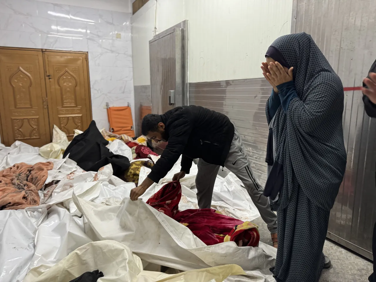 Gaza: des bébés et enfants parmi les plus de 326 victimes des raids israéliens