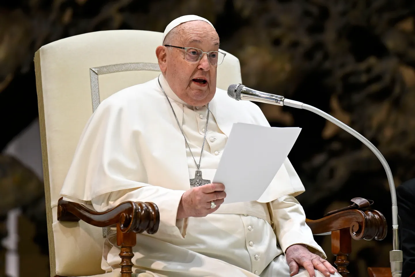 Papa Francis hakuhitaji msaada wa Oksijeni wakati wa kulala, yasema Vatican