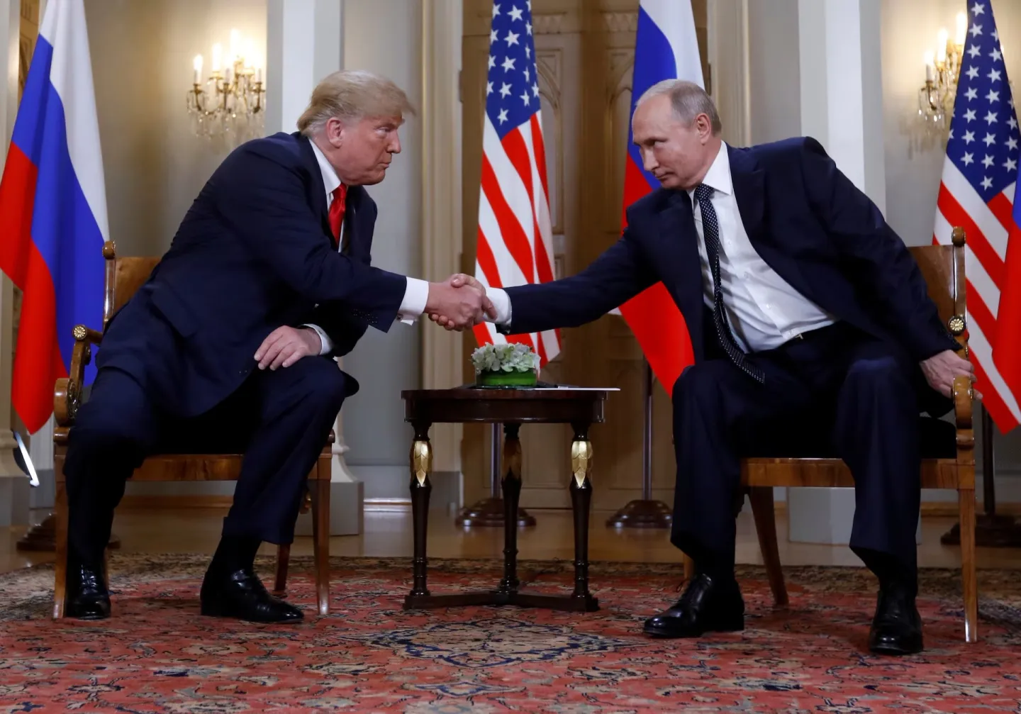 Трамп и Путин провели двухчасовые переговоры