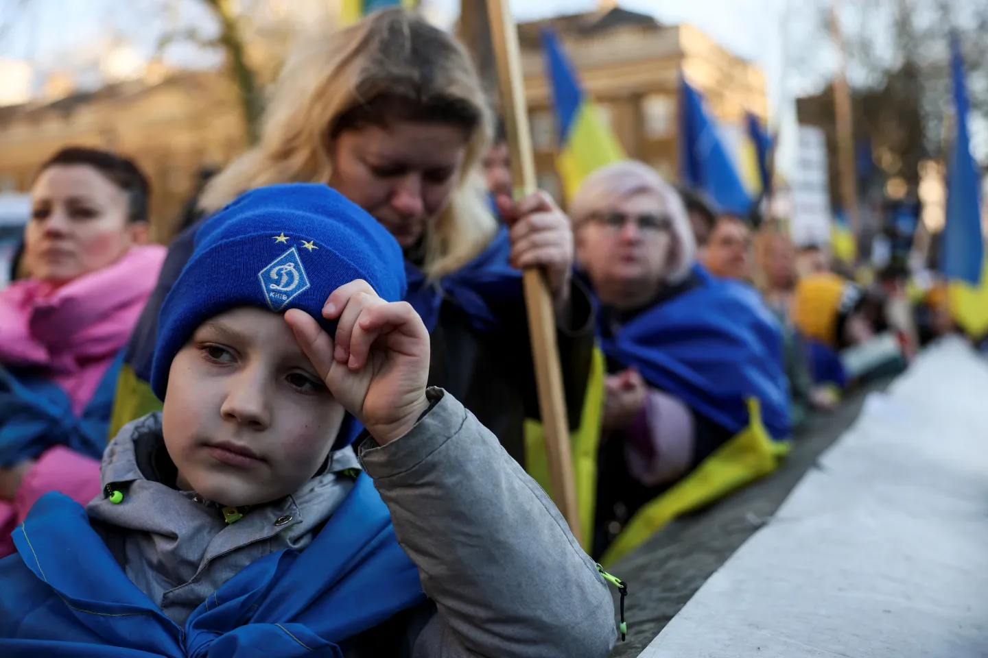 AQSh qonunchilari Trampdan ukrainalik bolalarni qo'llab-quvvatlashni talab qilmoqda
