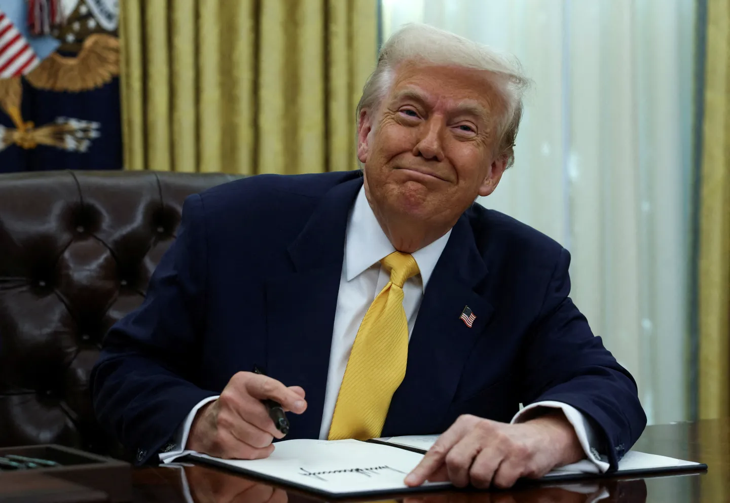 Trump 225 yillik Xorijlik dushmanlar to'g'risidagi qonunni qayta tiklamoqchi